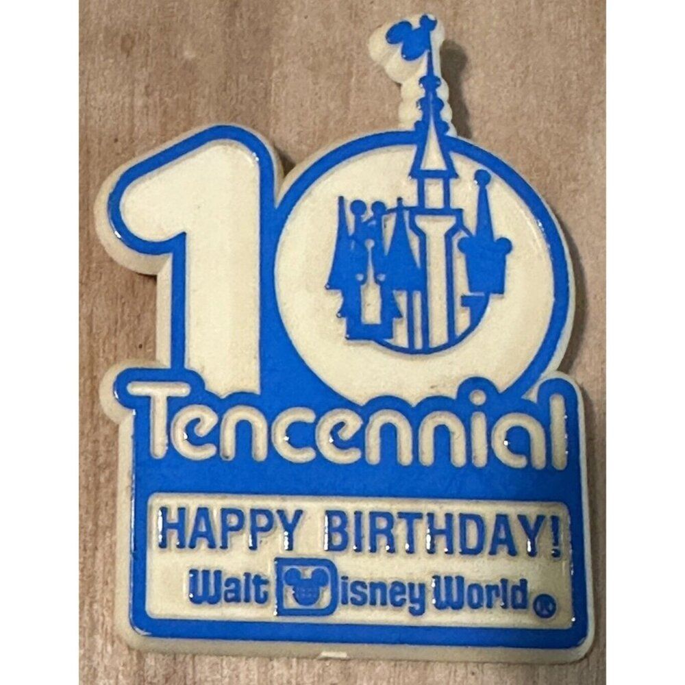 1981 Walt Disney World Tencennial Cast Member 10th Birthday Button Pin Prop